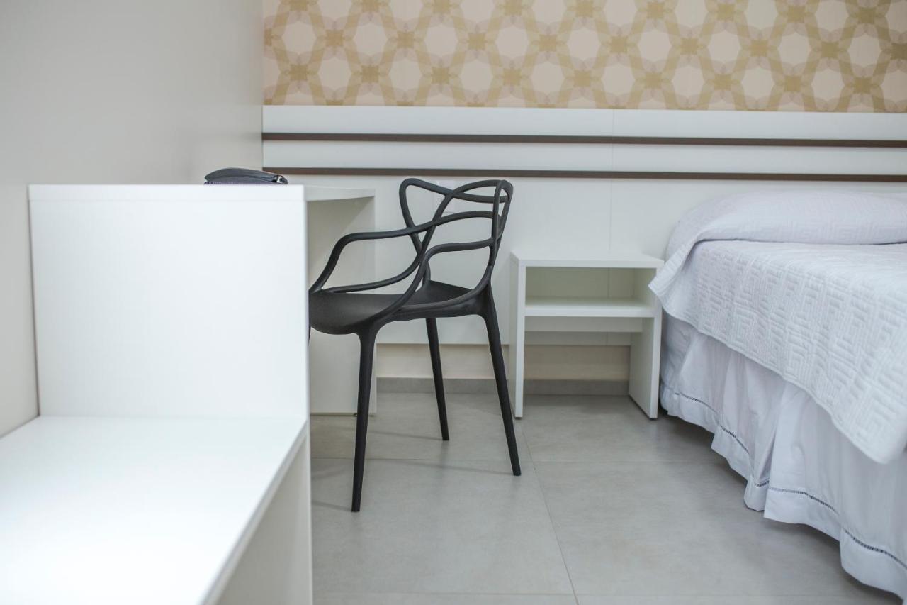 Hotel Hpr Vitorino Екстер'єр фото