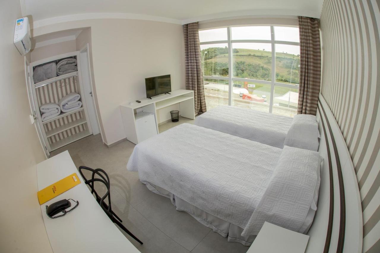 Hotel Hpr Vitorino Екстер'єр фото