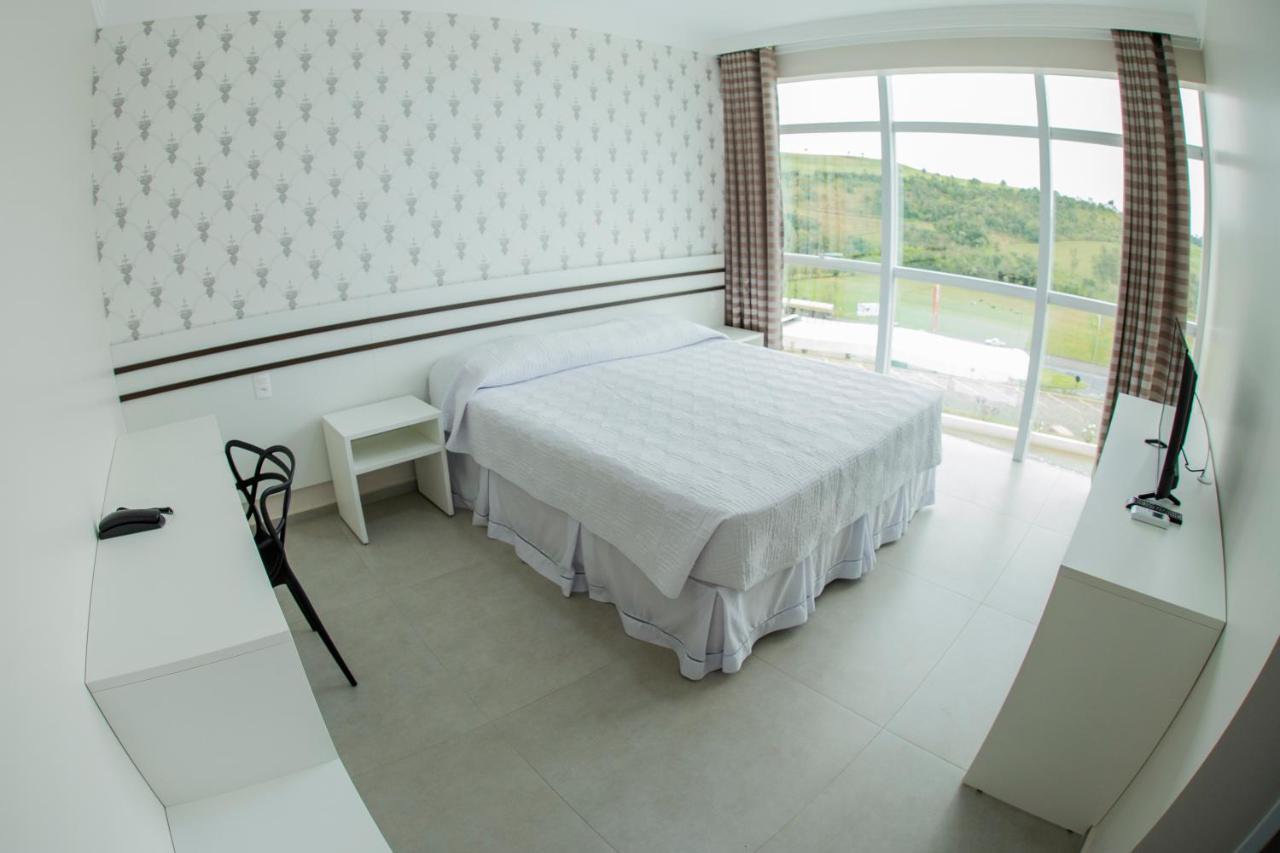 Hotel Hpr Vitorino Екстер'єр фото